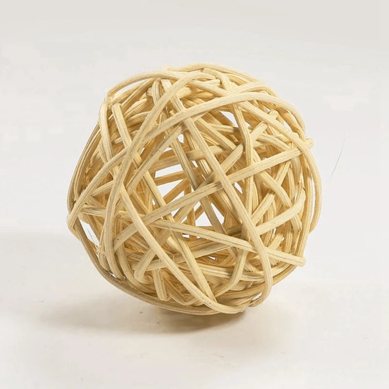 Natural Grass Ball Chew Toys for Small Pets and Rabbits